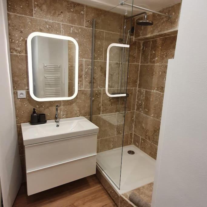 Duplex Sous Les Toits Apartment Riez Ngoại thất bức ảnh